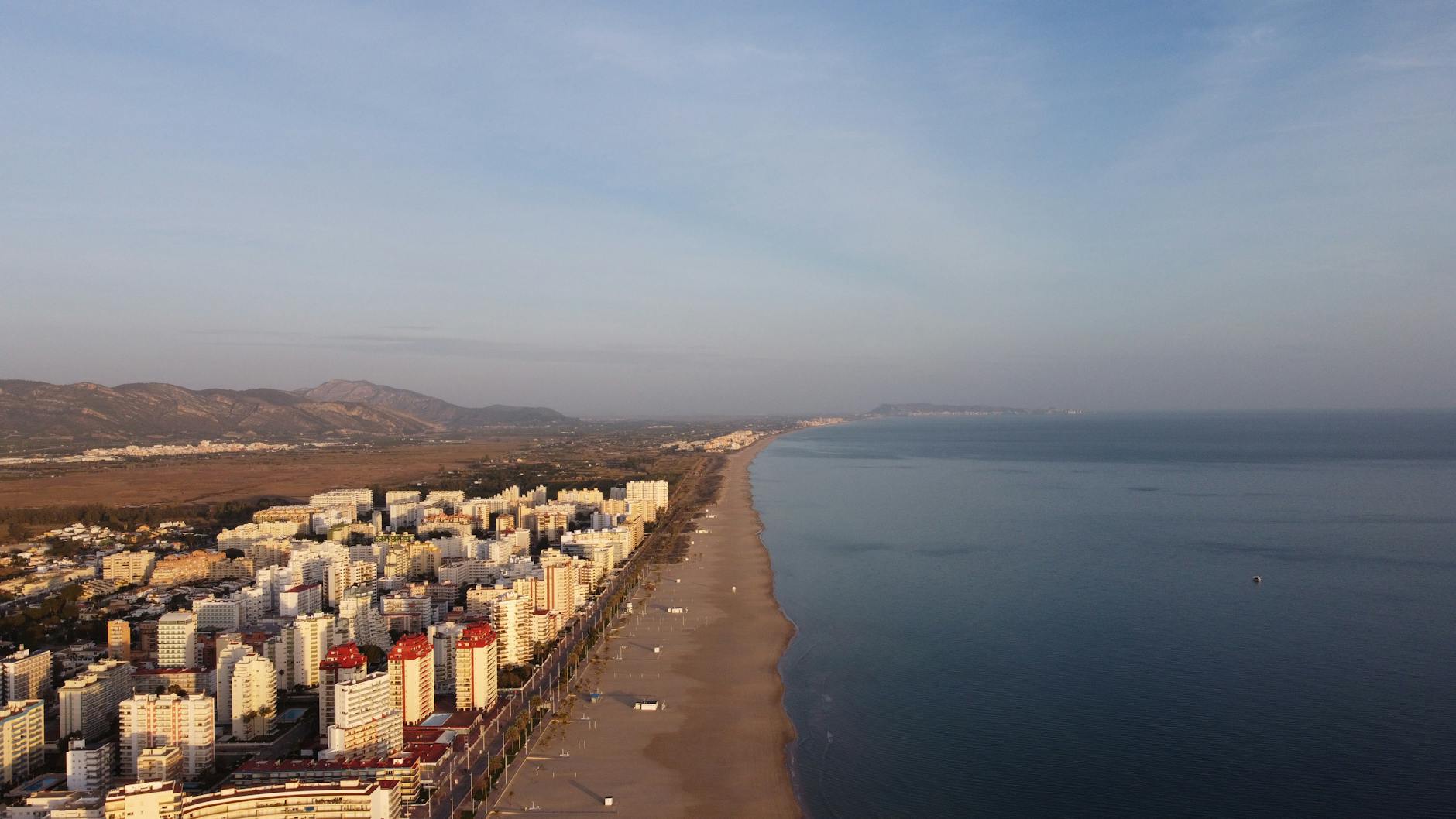 gandia beach in the morning